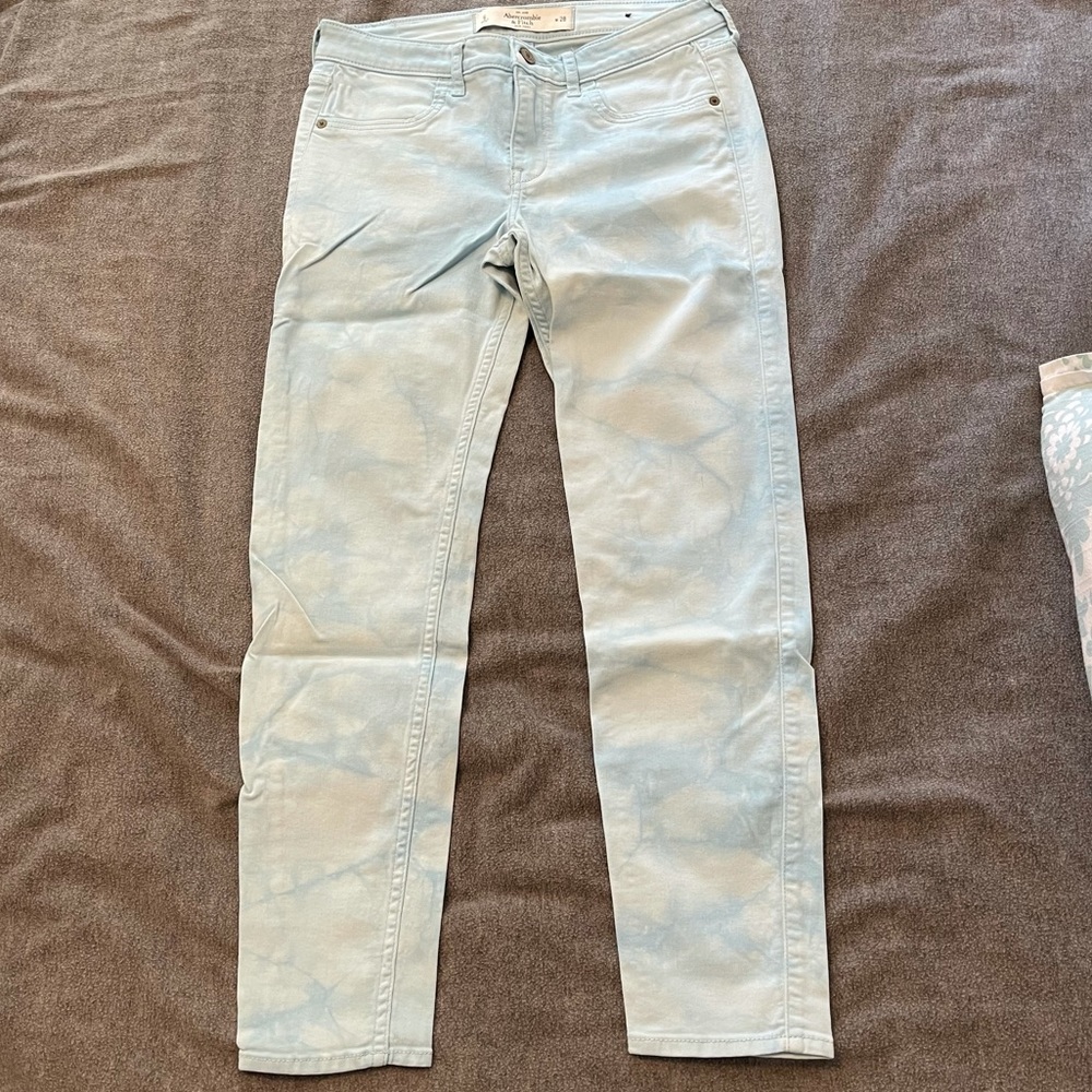 Abercrombie and Fitch Light Blue Tie Dye Jeans